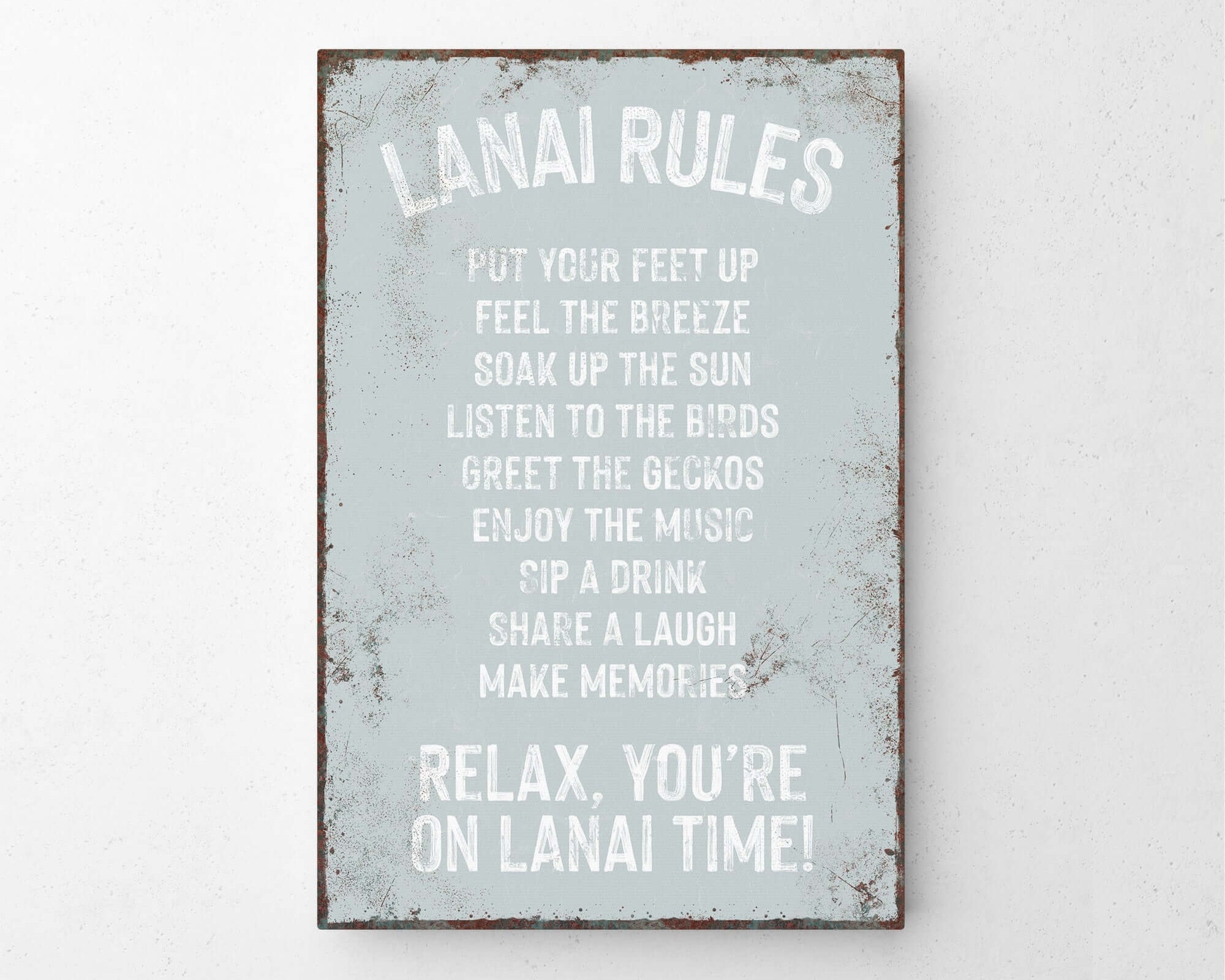a sign on a wall that says lanai rules