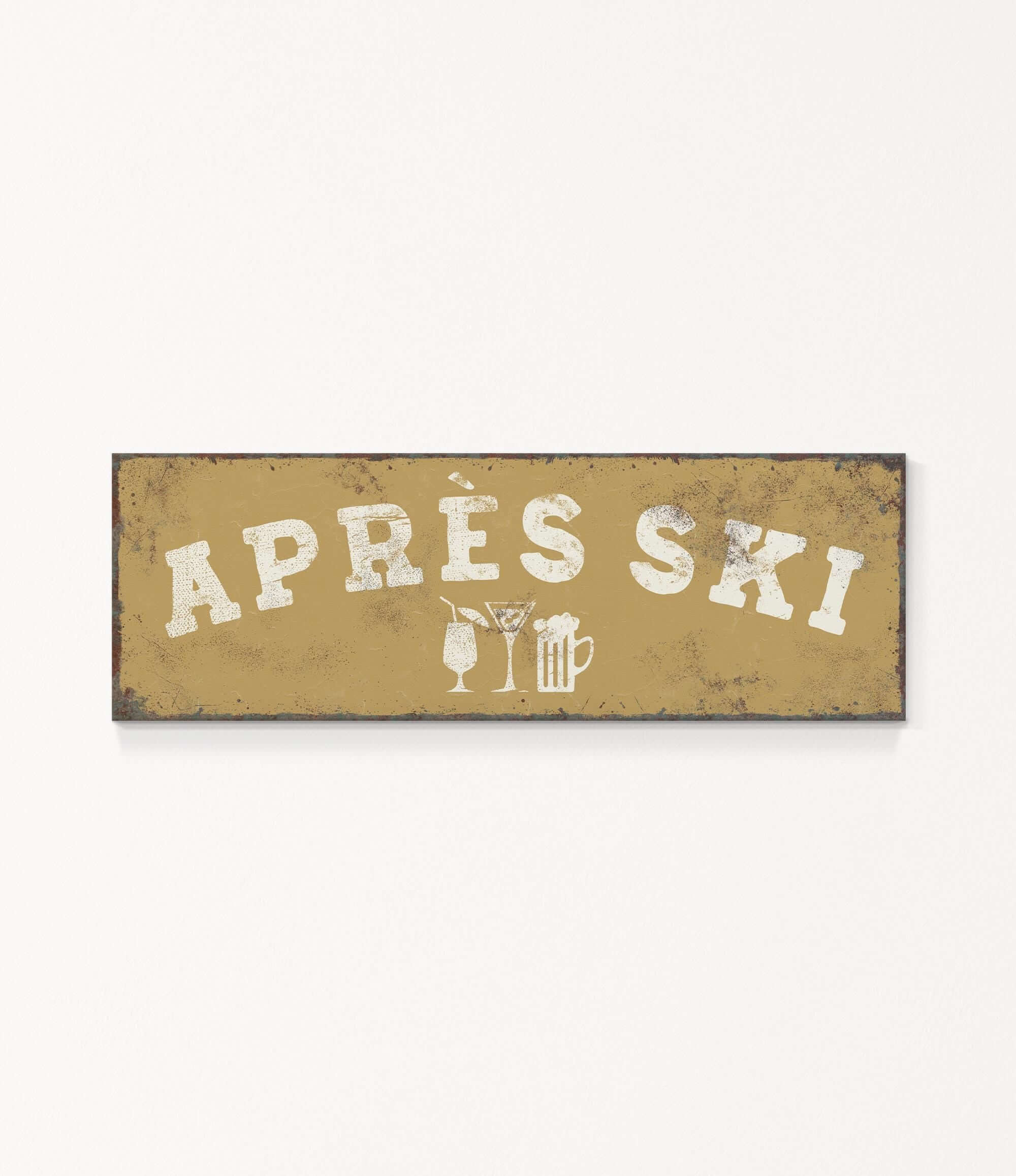 A rectangular sign with the text "APRÈS SKI" in white letters.