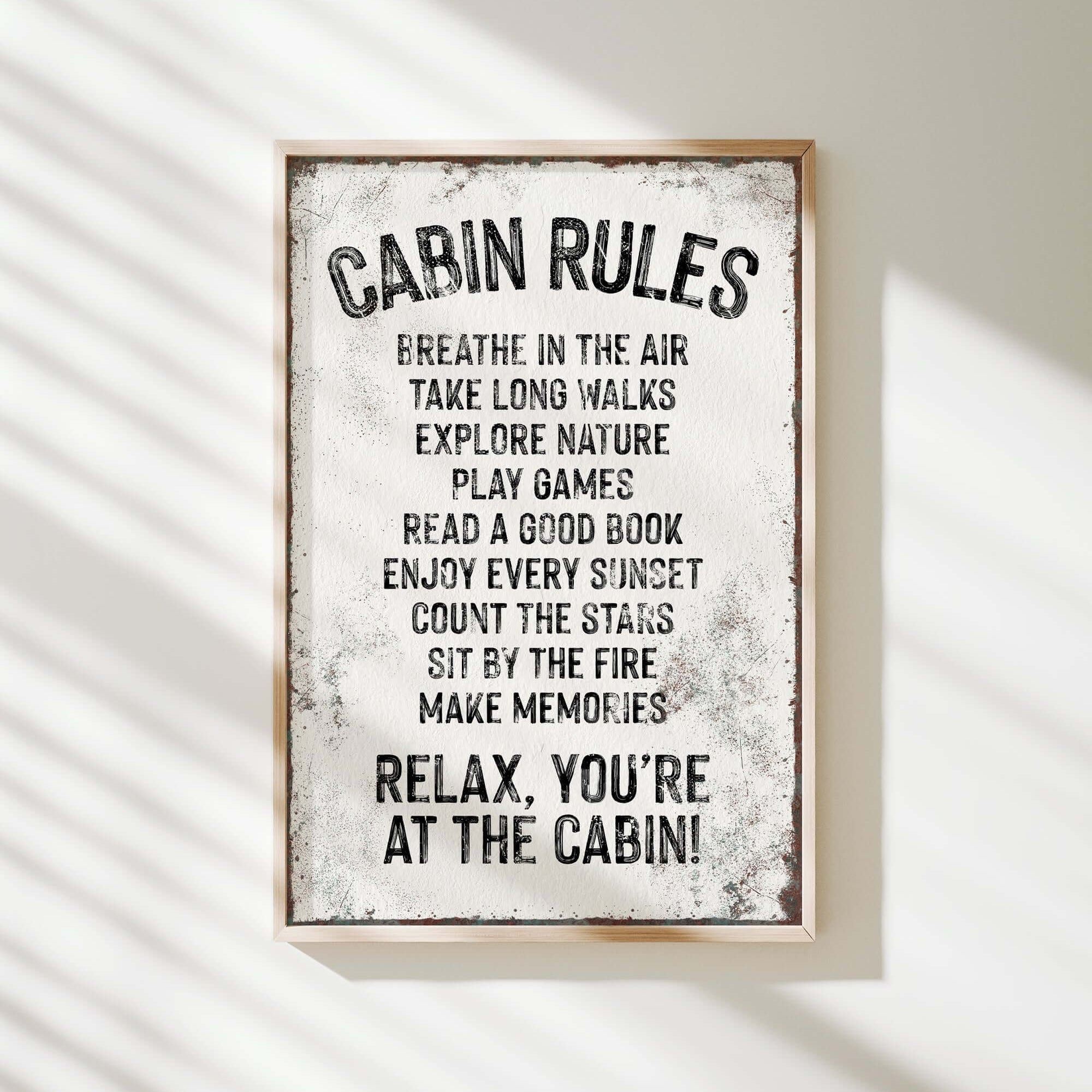 a sign on a wall that says, cabin rules