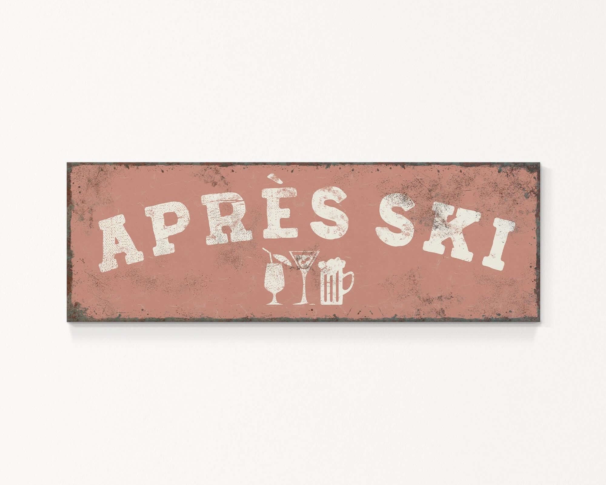 A rectangular sign with the text "APRÈS SKI" in white letters.