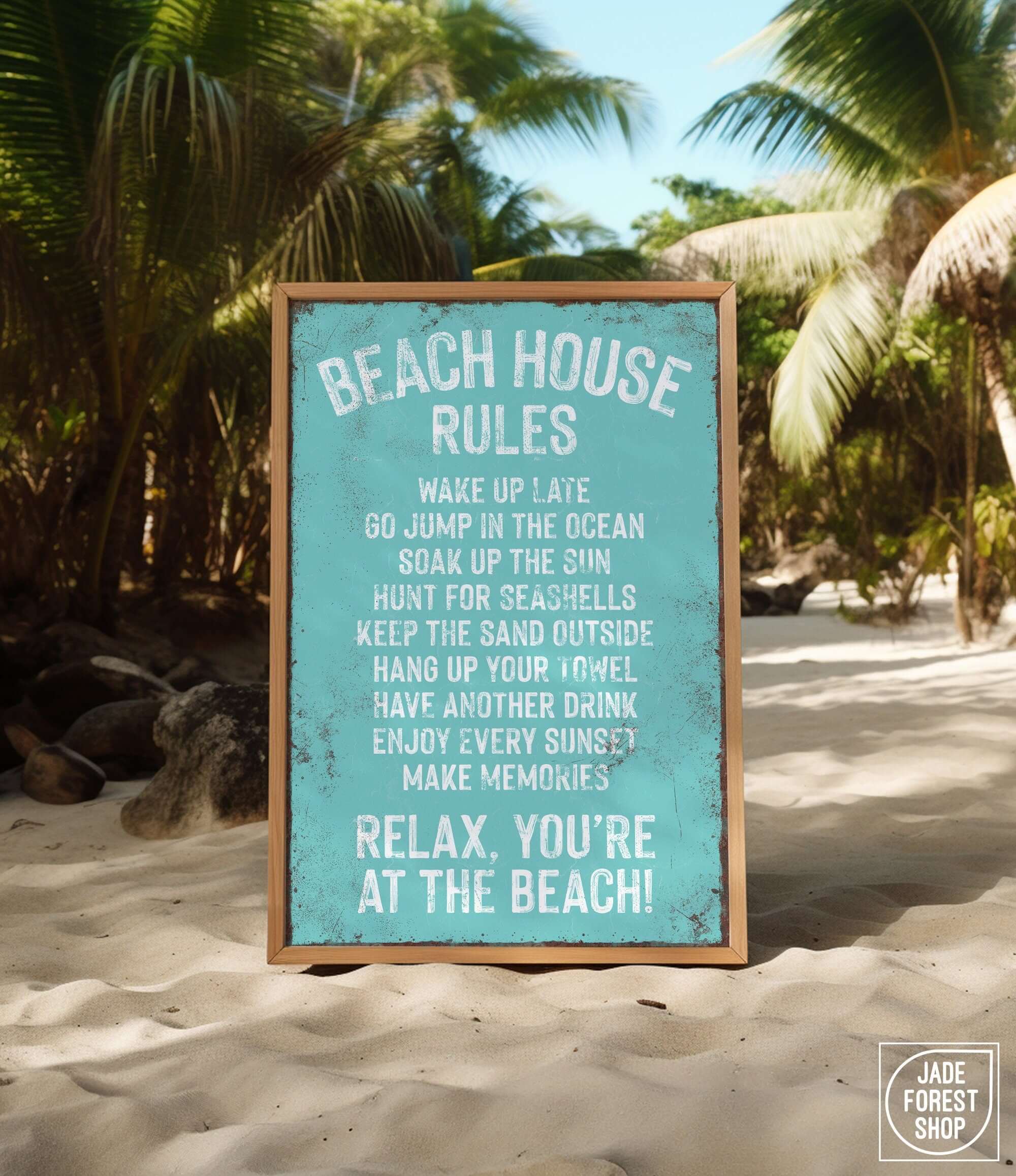 a sign on the beach that says beach house rules